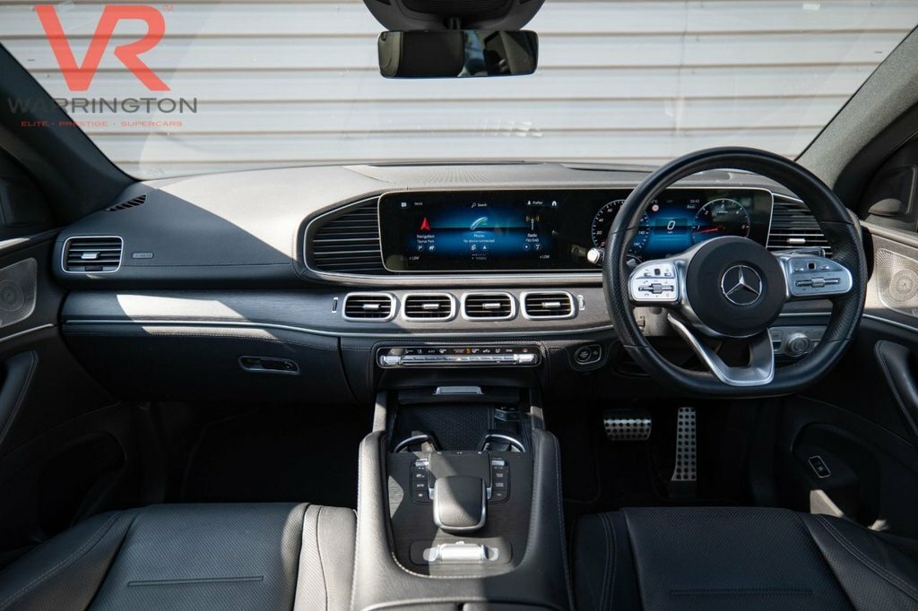 Mercedes-Benz GLE Coupe 2L Amg Line Black #2