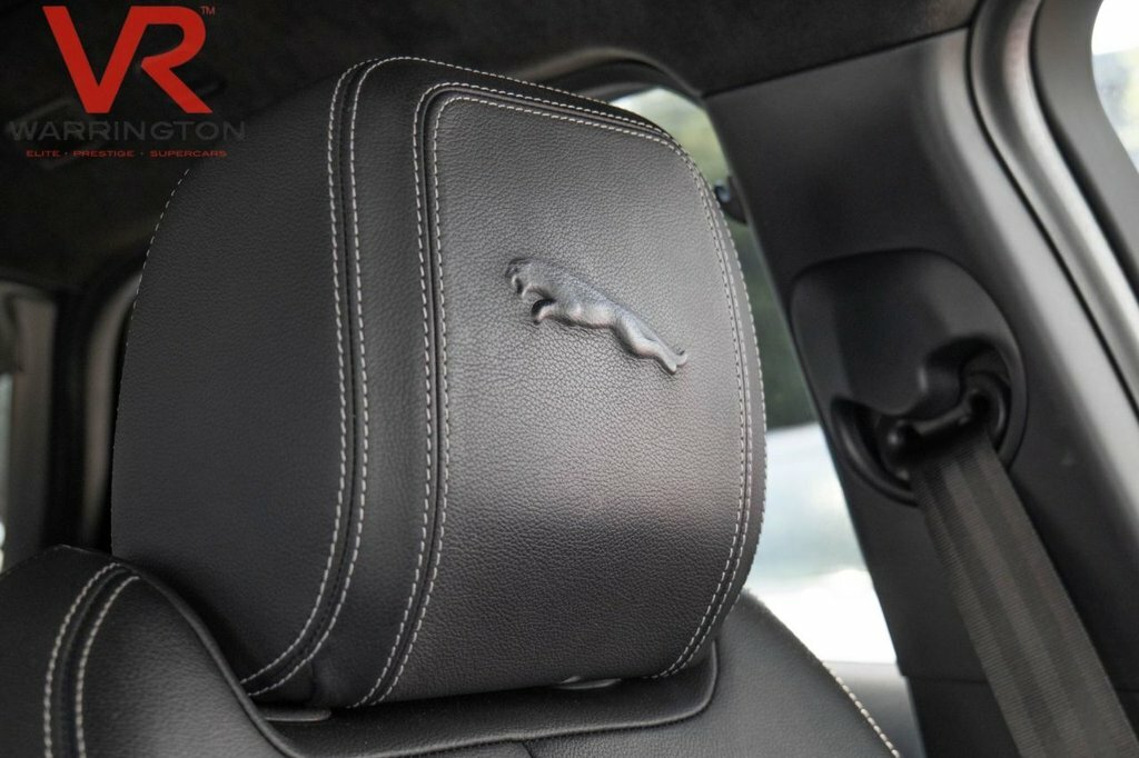 Jaguar E-Pace 2.0 P200 R-dynamic Hse Blue #20
