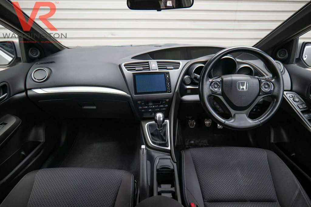 Honda Civic Hatchback Silver #2