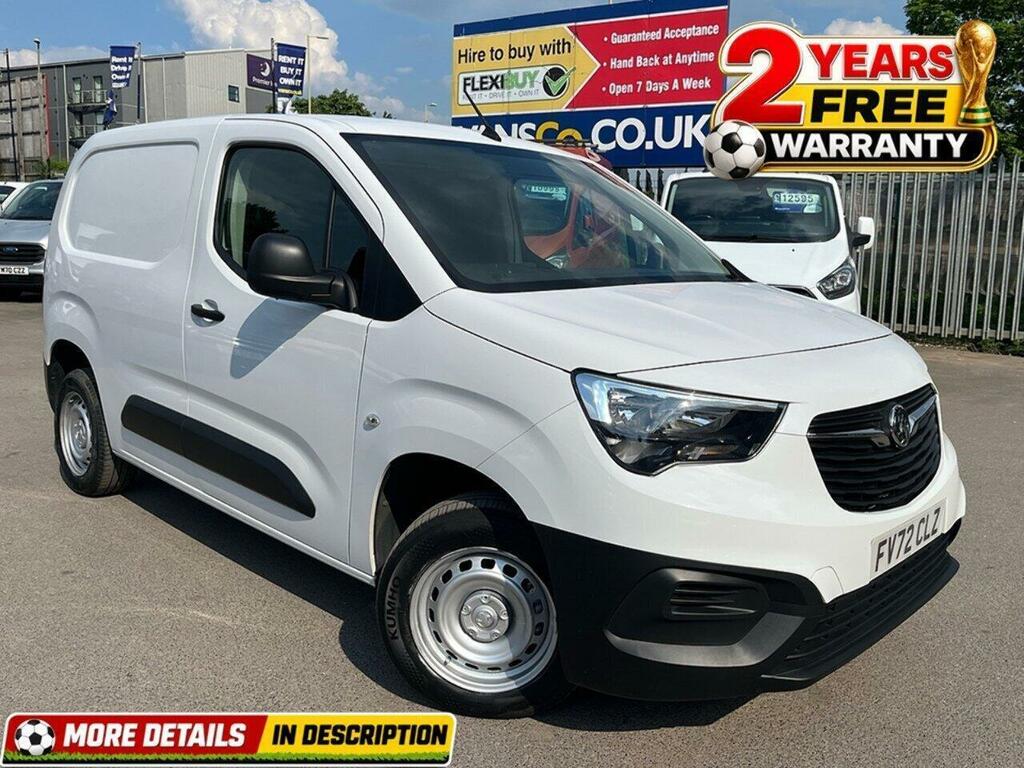 Vauxhall Combo 1.5 Turbo D 2000 Dynamic Panel Van Manu White