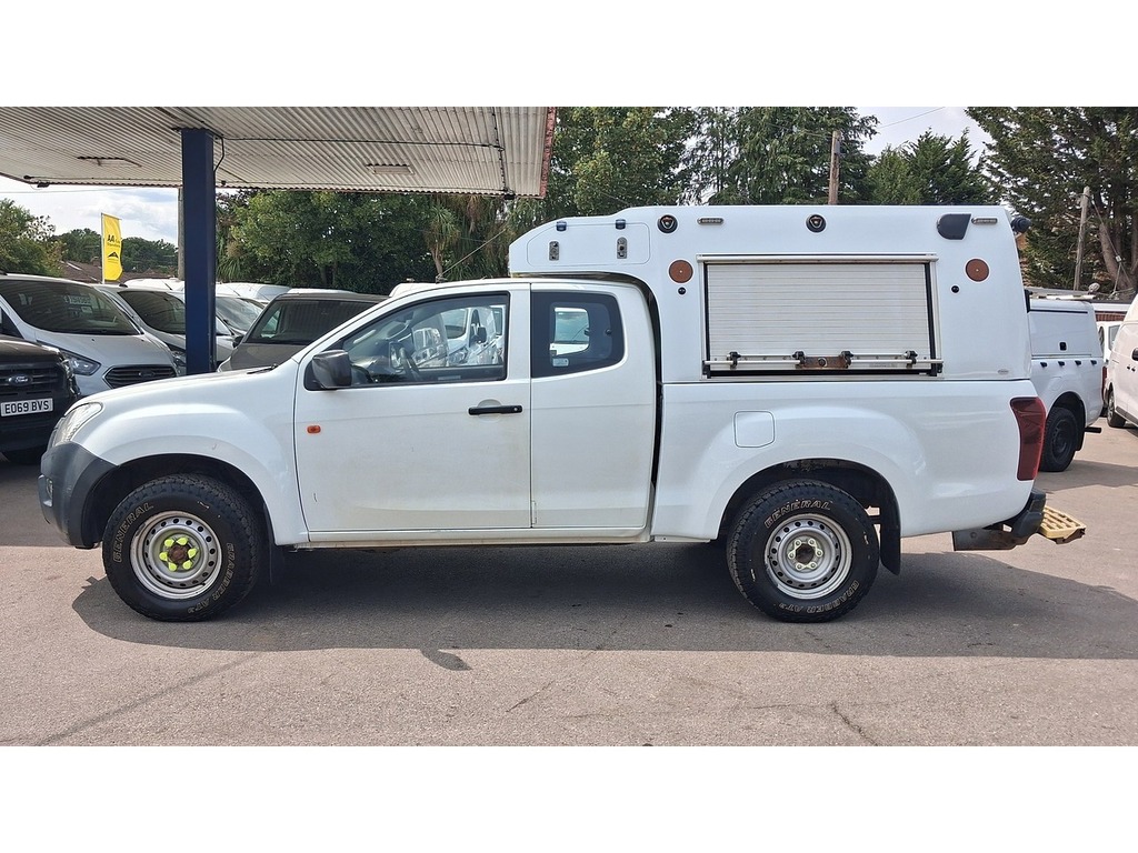 Isuzu D-Max 2.5 Td Pickup 4X4 192 Gkm, 161 WX66JBU White #4