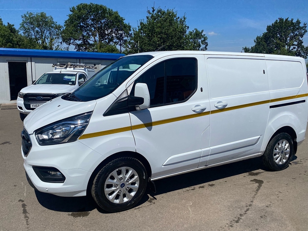 Ford Transit Custom 2.0 300 Ecoblue Limited Panel Van Manua YR72LLP White #5