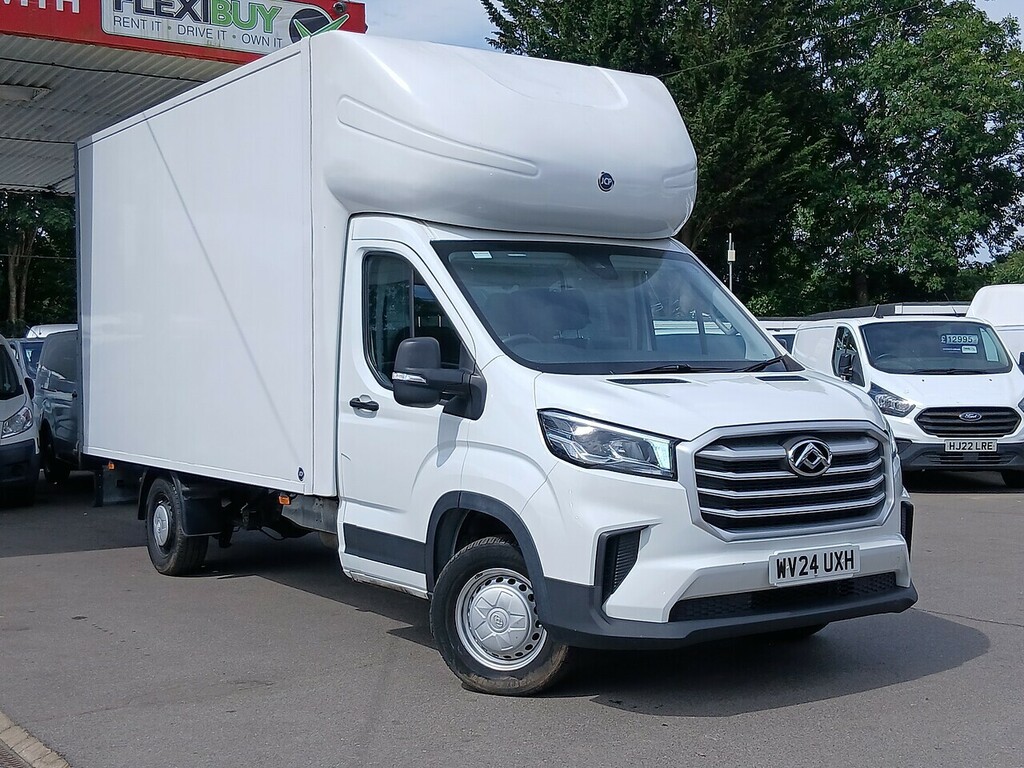 Maxus Deliver 9 D20 2.0 Luton Van White