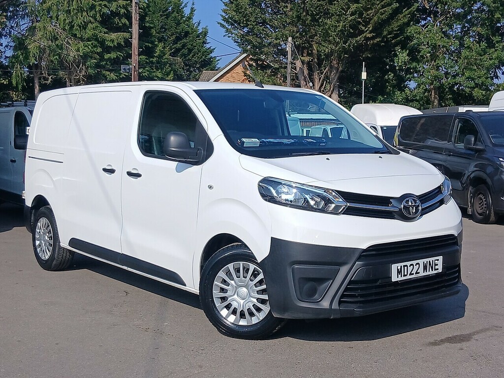 Toyota PROACE D Icon Panel Van 2.0 White
