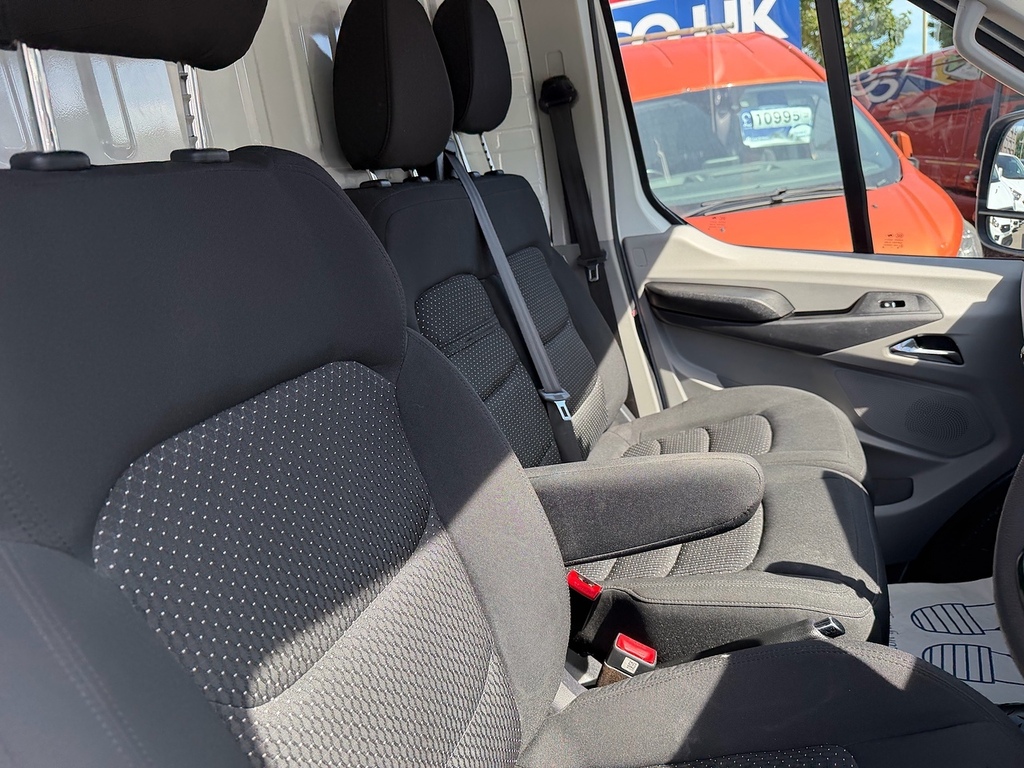 Maxus Deliver 9 2L Null White #12