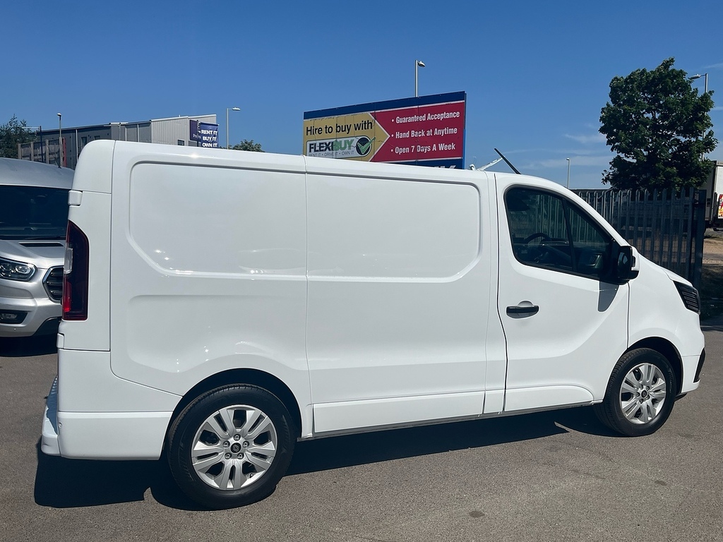 Renault Trafic 2.0 Dci Blue Sl30 Extra Panel Van White #2