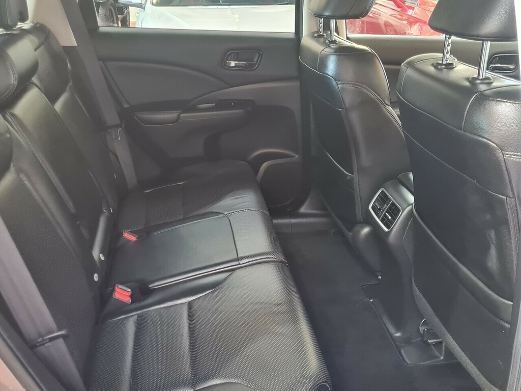 Honda Cr-V Automatic White #16