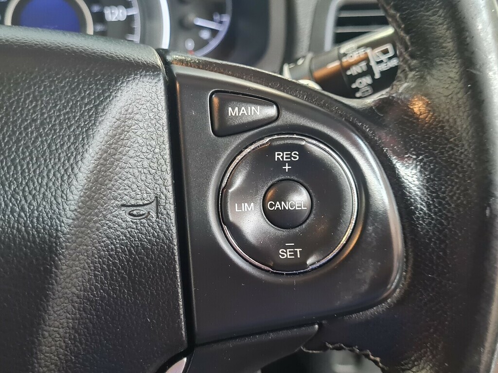 Honda Cr-V Automatic White #24