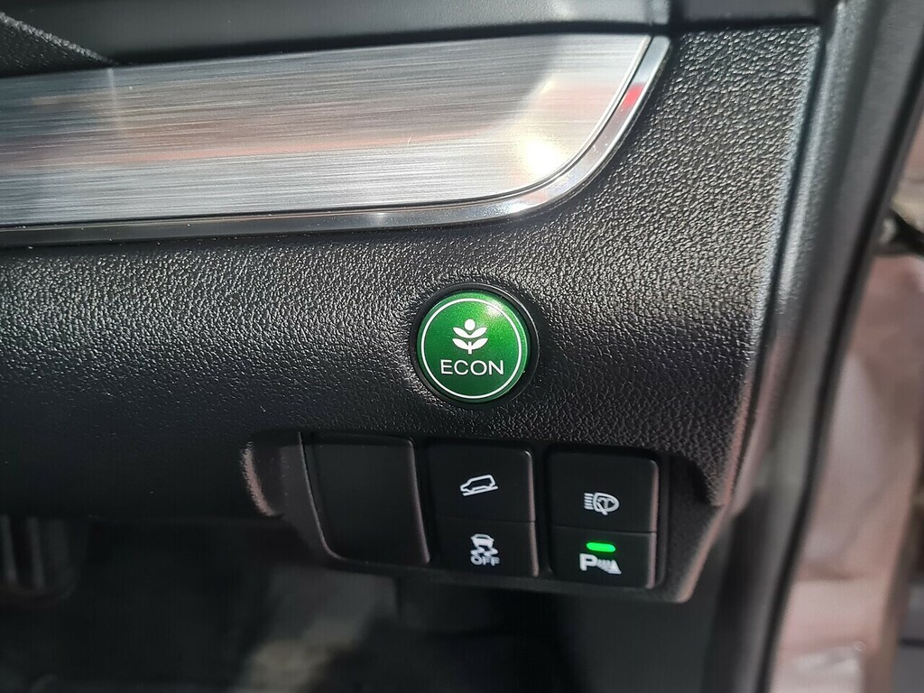 Honda Cr-V Automatic White #23