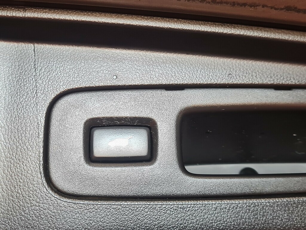 Honda Cr-V Automatic White #11