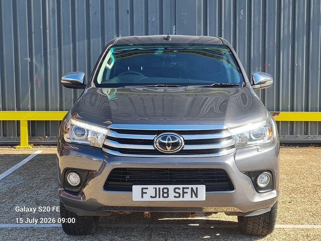 Toyota HILUX 2.4 D-4d Invincible Pickup Double Cab M Grey #2