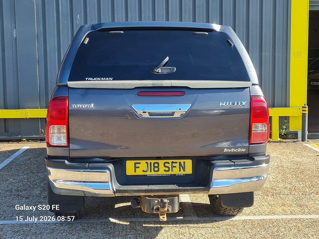 Toyota HILUX 2.4 D-4d Invincible Pickup Double Cab M Grey #6