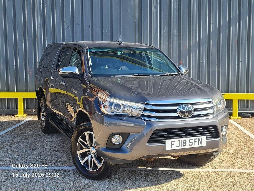 Toyota HILUX 2.4 D-4d Invincible Pickup Double Cab M Grey