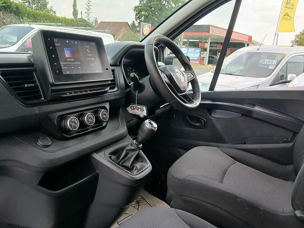 Renault Trafic Ll30 Blue Dci 130 Business Van White #8