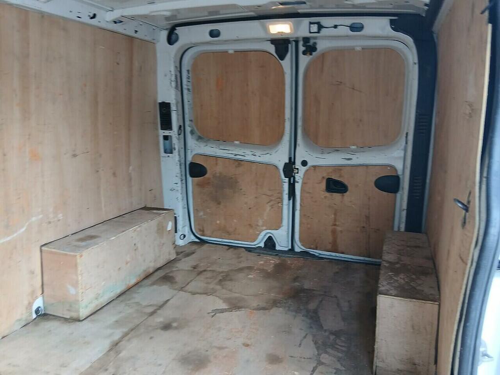 Renault Trafic Ll30 Blue Dci 130 Business Van White #9
