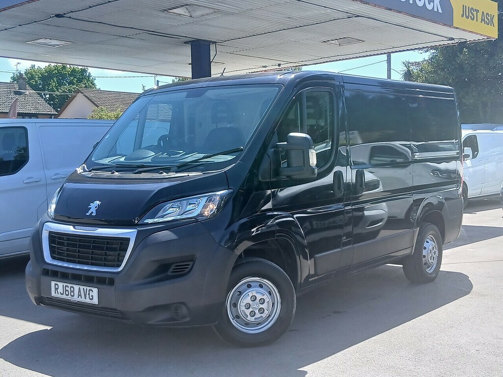 Peugeot Boxer 2.0 Bluehdi 333 Professional Panel Van RJ68AVG Grey #3