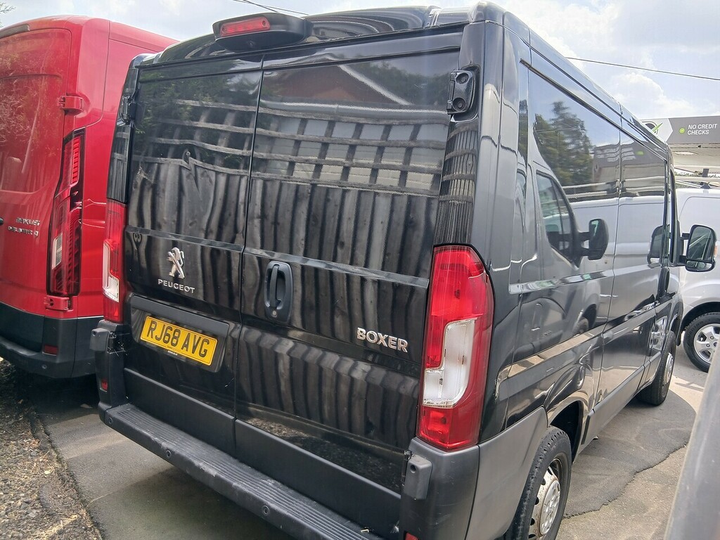 Peugeot Boxer 2.0 Bluehdi 333 Professional Panel Van Grey #3