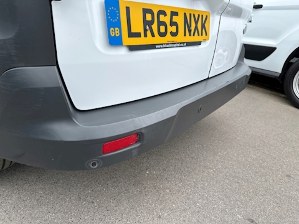 Ford Transit Connect Connect 1.6 240 Limited Pv 114 Bhp Red #9