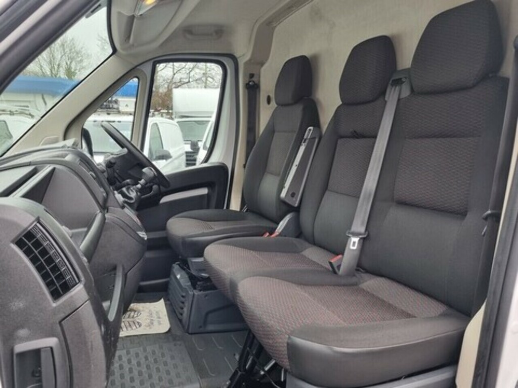 Peugeot Boxer  White #9