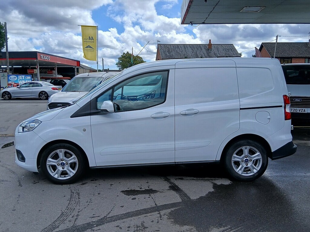 Ford Transit Courier Ecoboost Limited White #6