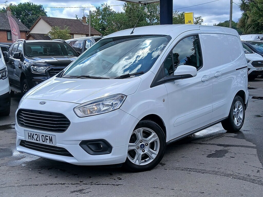 Ford Transit Courier Ecoboost Limited White #3