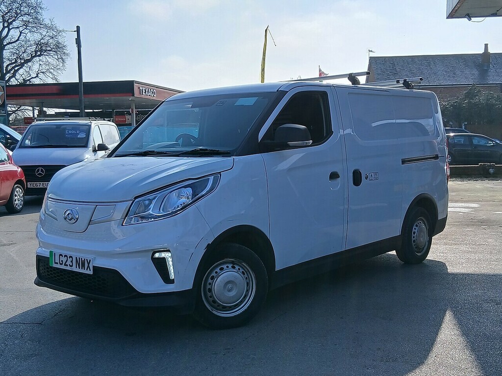 Maxus eDeliver 3 50.23Kwh Panel Van Fwd L1 122 P White