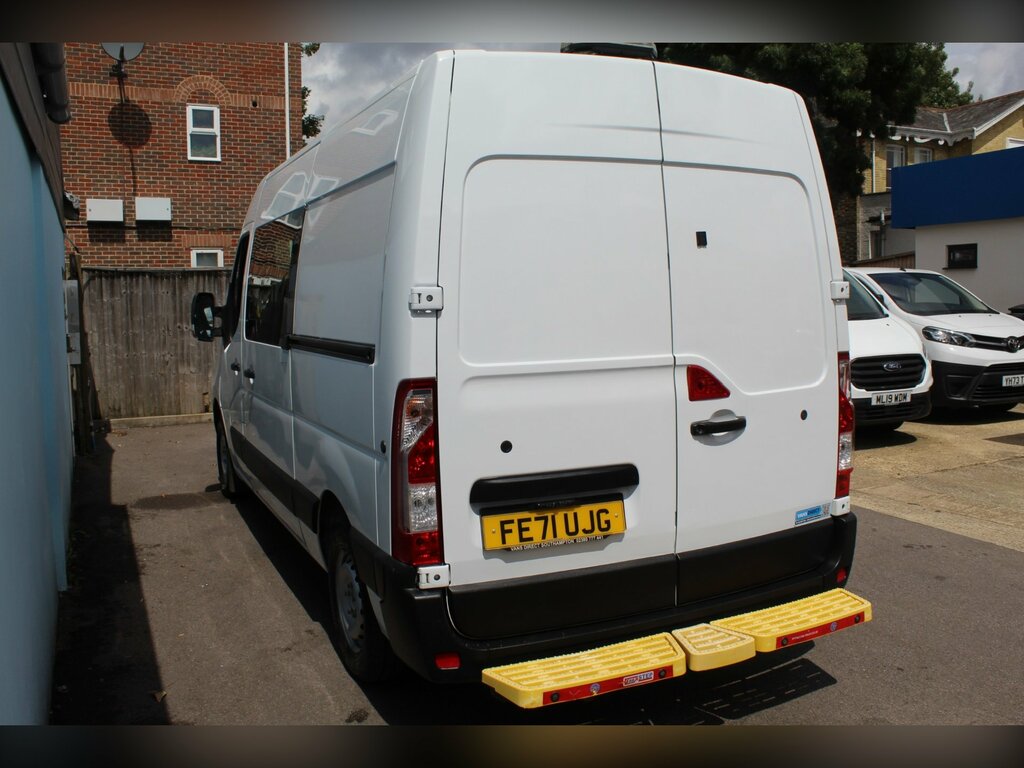 Vauxhall Movano Fwd 2.3 Biturbo 135 White #14