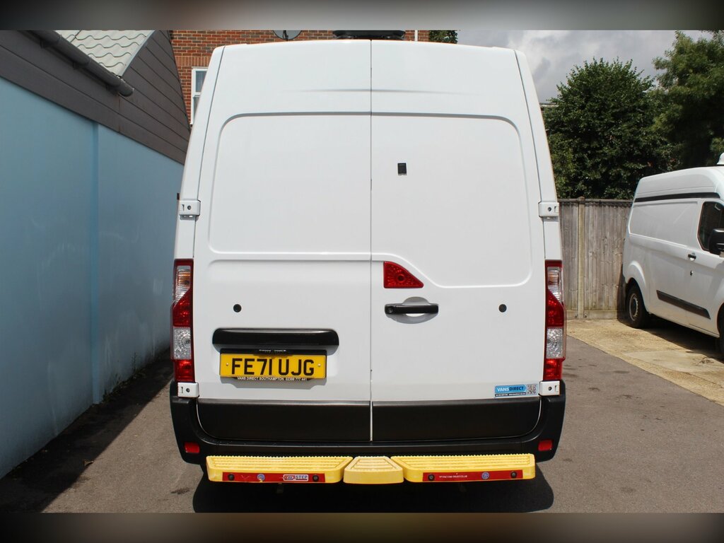 Vauxhall Movano Fwd 2.3 Biturbo 135 White #15