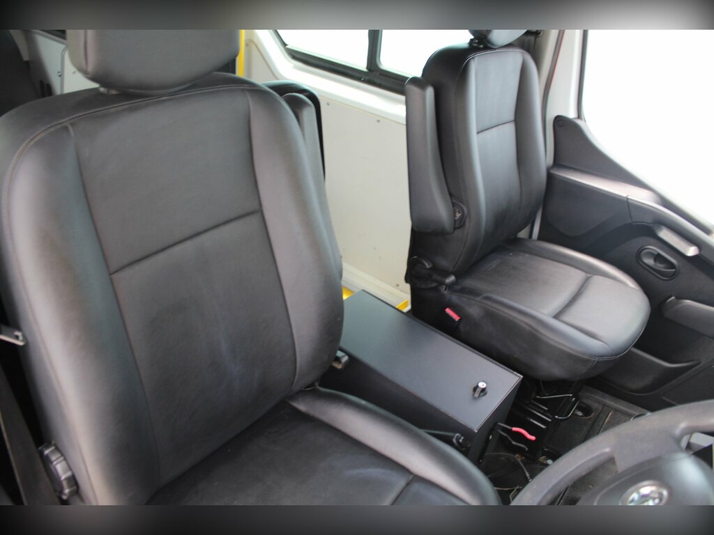 Vauxhall Movano Fwd 2.3 Biturbo 135 White #25
