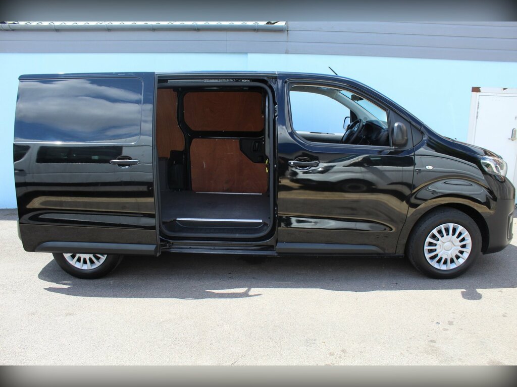 Toyota PROACE Proace 1.5 L1 Icon 120 Bhp White #12