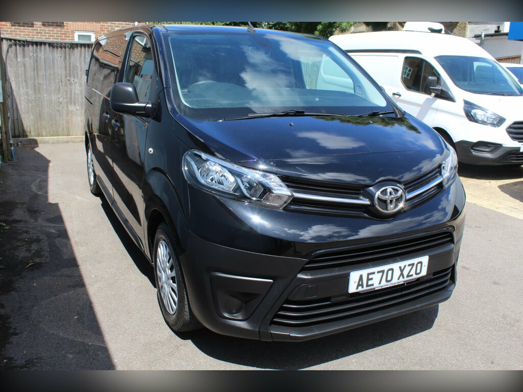 Toyota PROACE Proace 1.5 L1 Icon 120 Bhp White #8