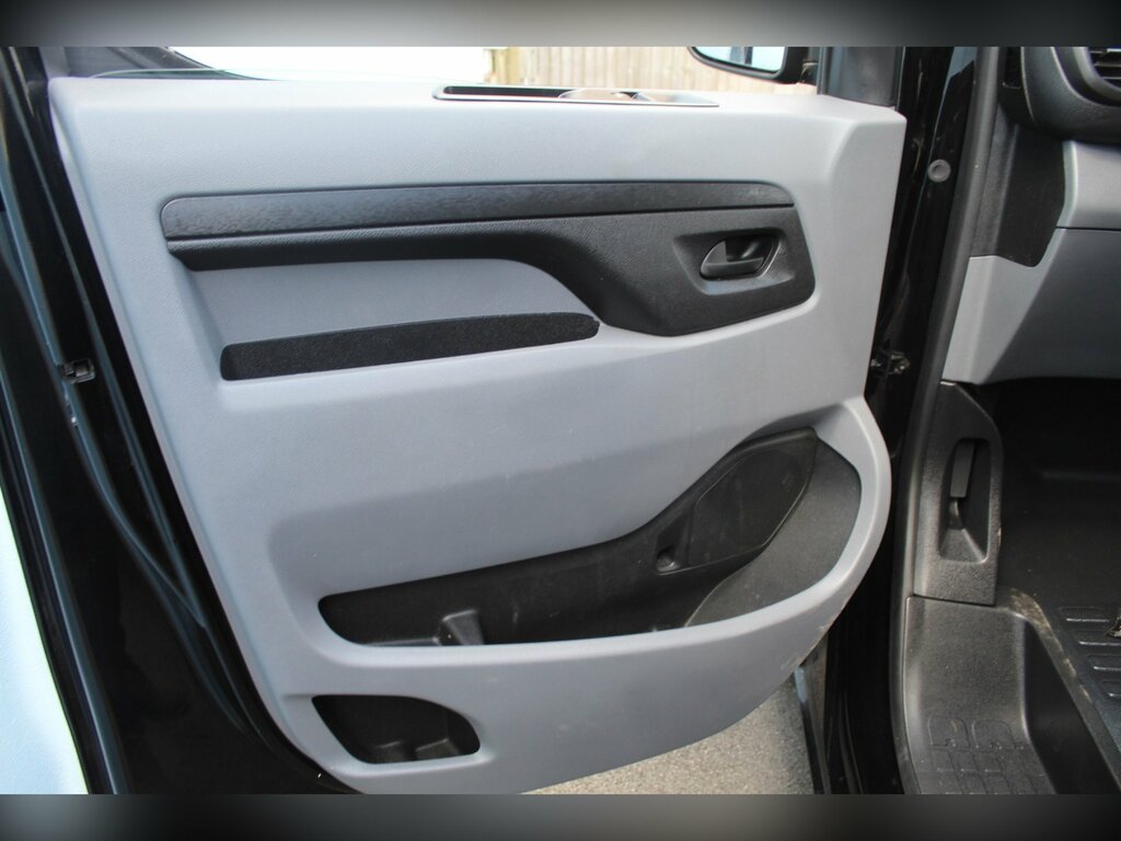 Toyota PROACE Proace 1.5 L1 Icon 120 Bhp White #18