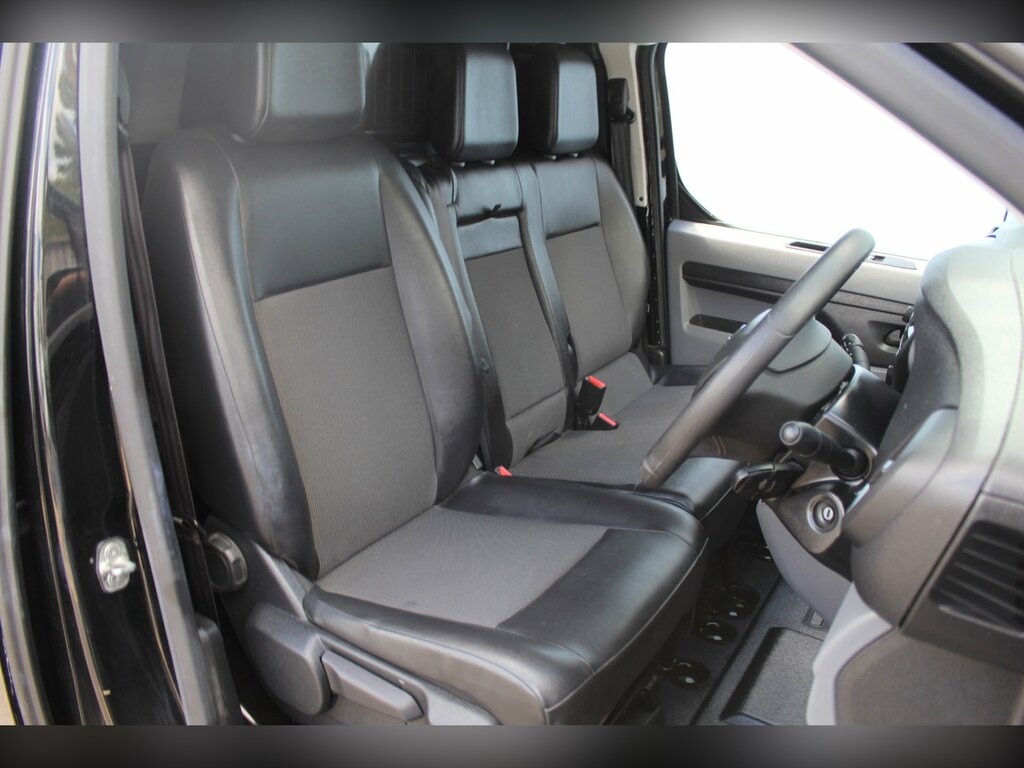Toyota PROACE Proace 1.5 L1 Icon 120 Bhp White #24