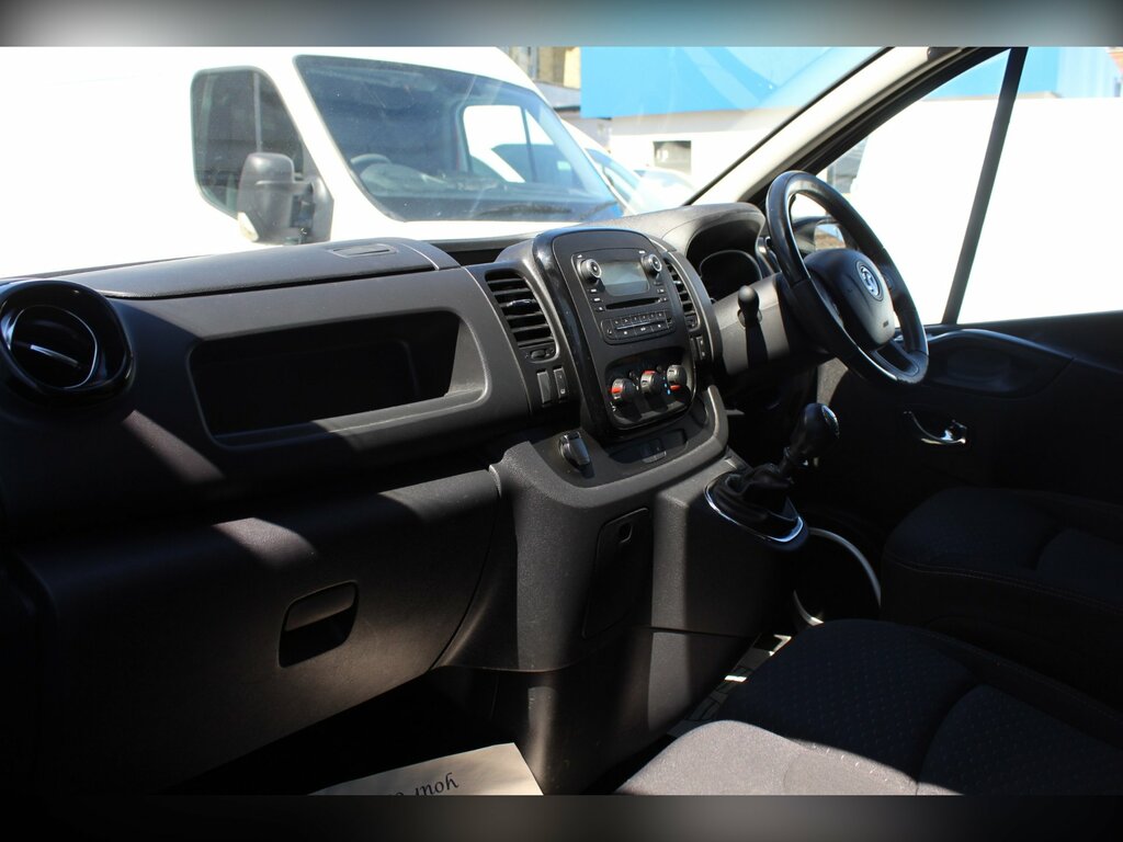 Vauxhall Vivaro 1.5 Turbo D 2900 Sportive L2 H1 Euro 6 Ss White #30