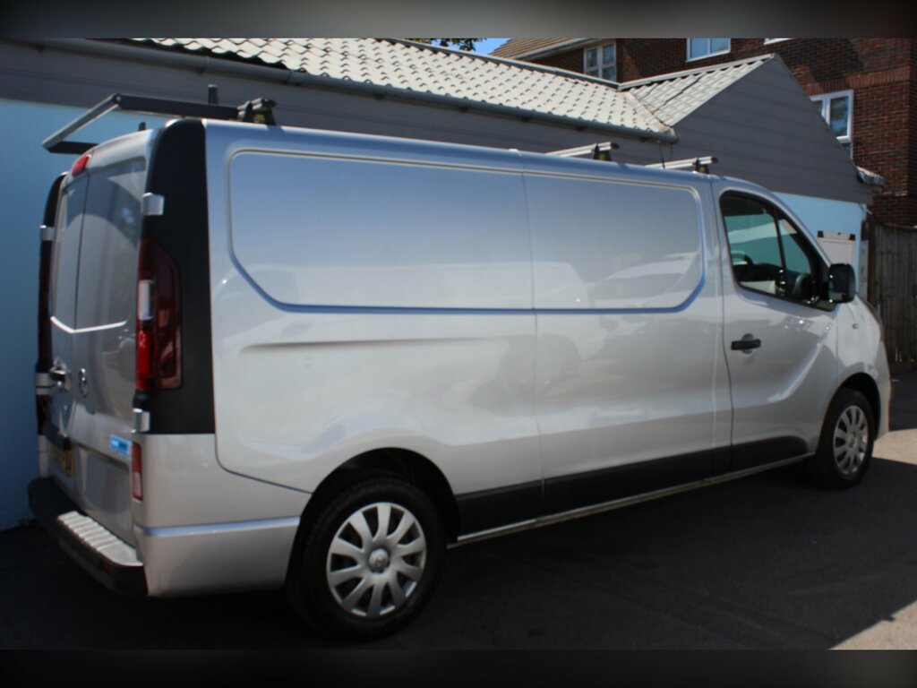 Vauxhall Vivaro 1.5 Turbo D 2900 Sportive L2 H1 Euro 6 Ss White #14