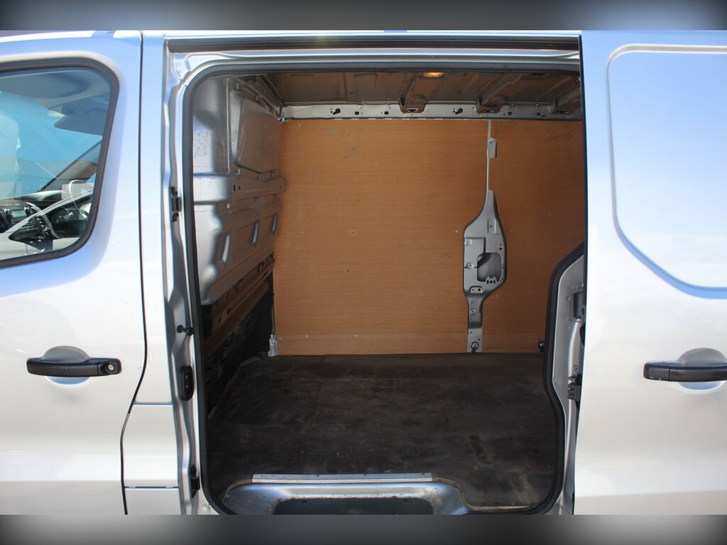Vauxhall Vivaro 1.6 Cdti 2900 Sportive Panel Van Silver #5