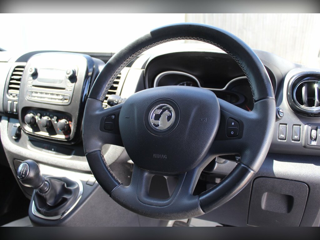 Vauxhall Vivaro 1.5 Turbo D 2900 Sportive L2 H1 Euro 6 Ss White #20