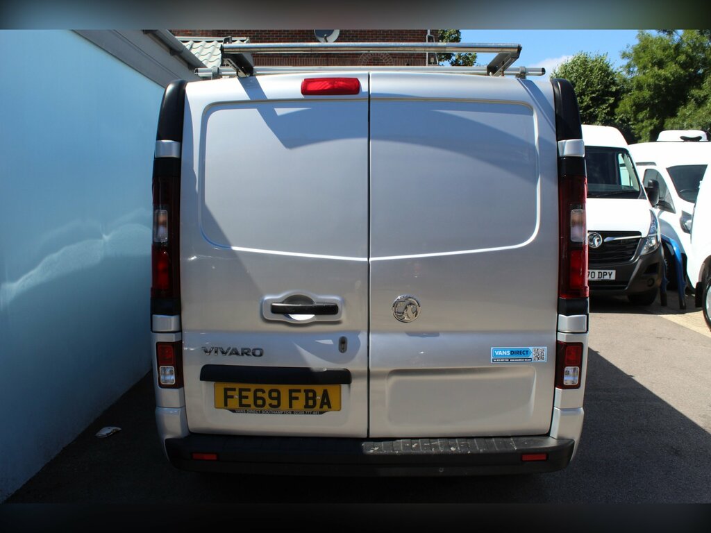 Vauxhall Vivaro 1.5 Turbo D 2900 Sportive L2 H1 Euro 6 Ss White #16