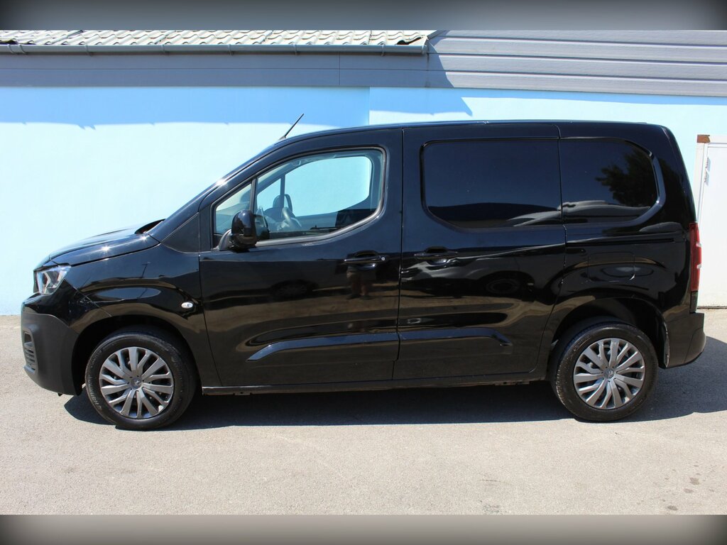 Peugeot Partner 1.5 Bluehdi 1000 Asphalt Premium Standard Panel Black #6