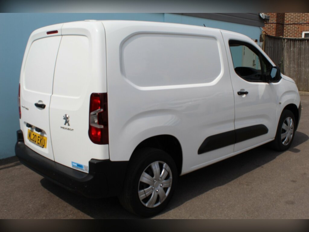 Peugeot Partner Mpv White #8
