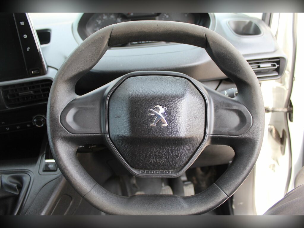 Peugeot Partner Mpv White #22