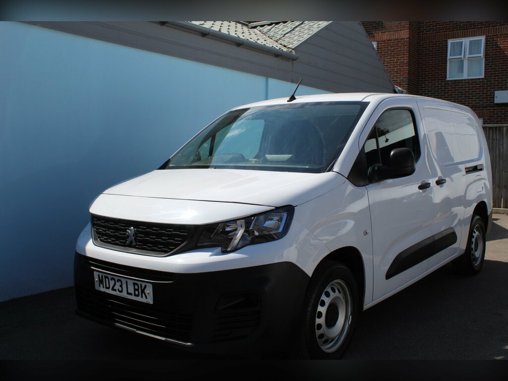Peugeot Partner 1.5 Bluehdi 950 Professional Premium Long Panel White #4