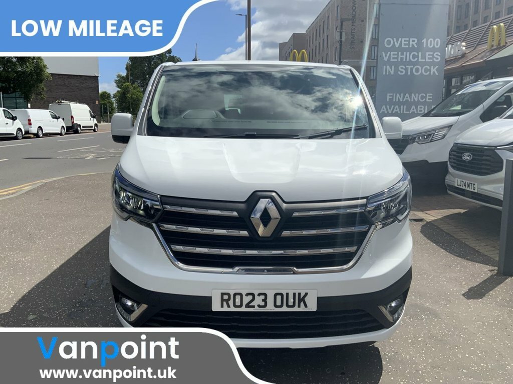 Renault Trafic 2L Sport White #2