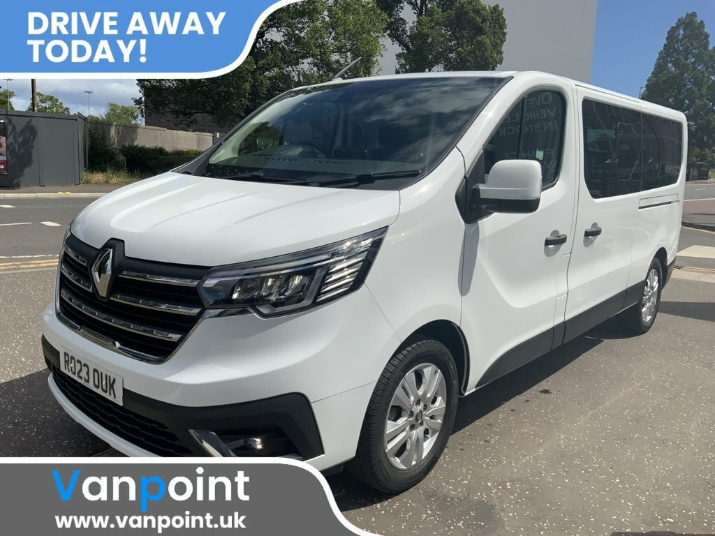 Renault Trafic 2L Sport White #3