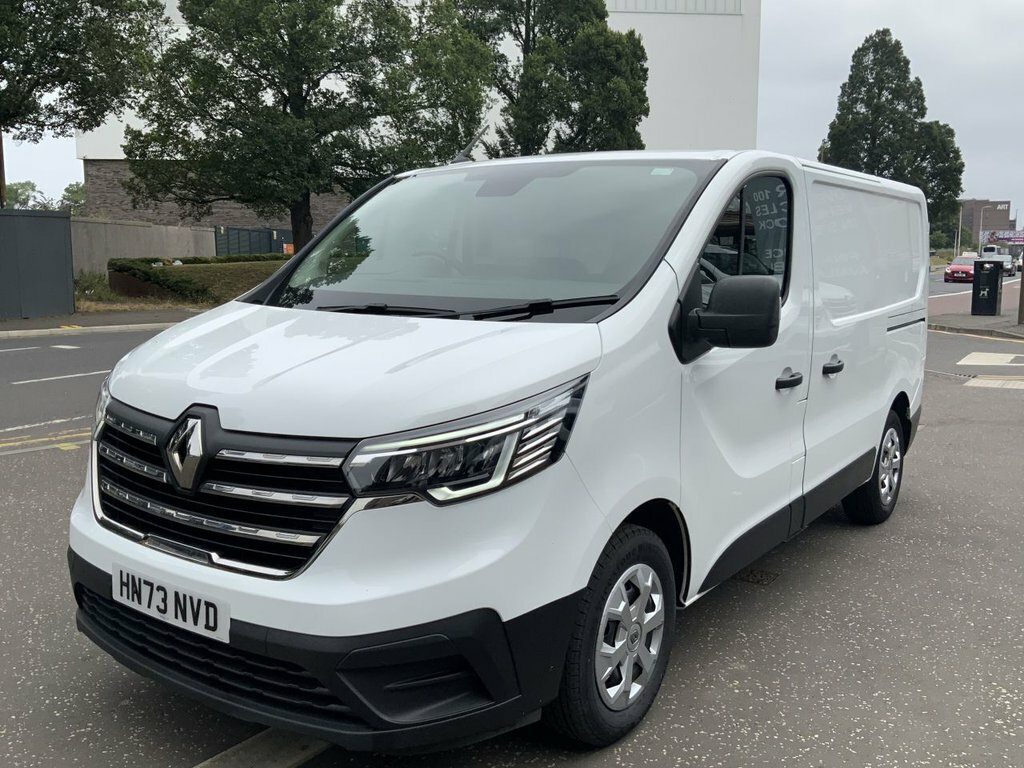 Renault Trafic 2L Advance White #3