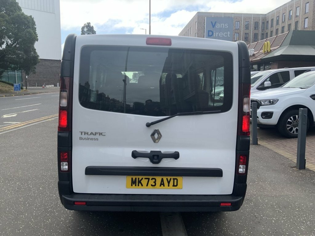 Renault Trafic 2L Business MK73AYD White #5