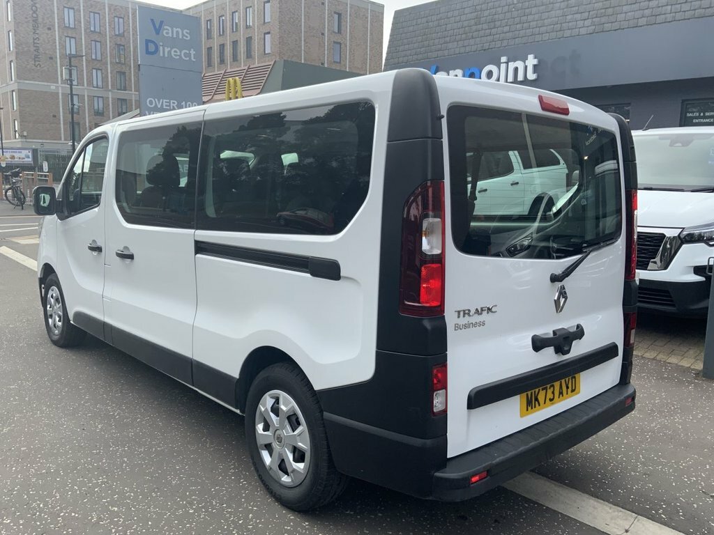 Renault Trafic 2L Business MK73AYD White #4