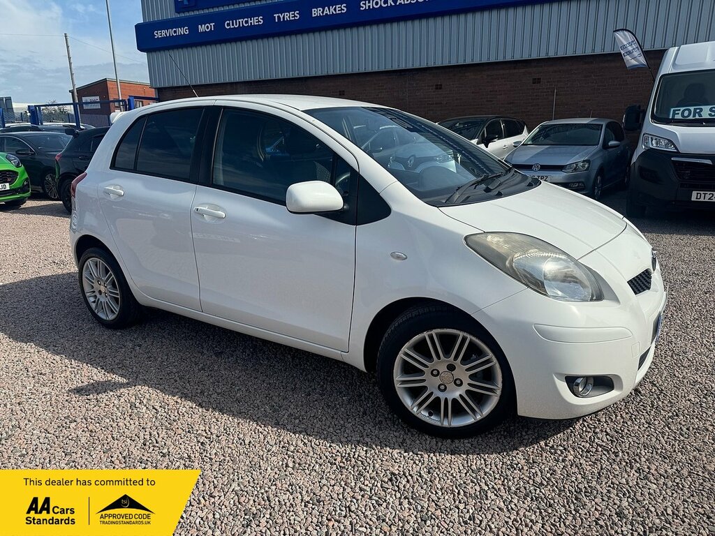 Toyota Yaris Dual Vvt-i Sr MX11TGN White #5