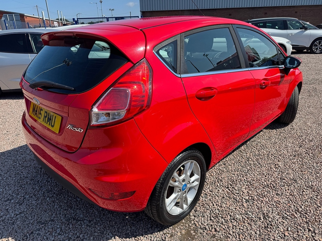 Ford Fiesta Zetec Red #6