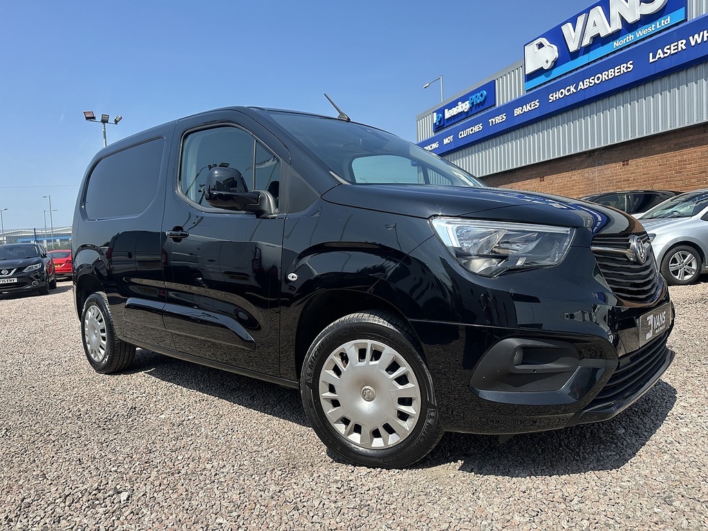 Vauxhall Combo Turbo D 2300 Pro Black